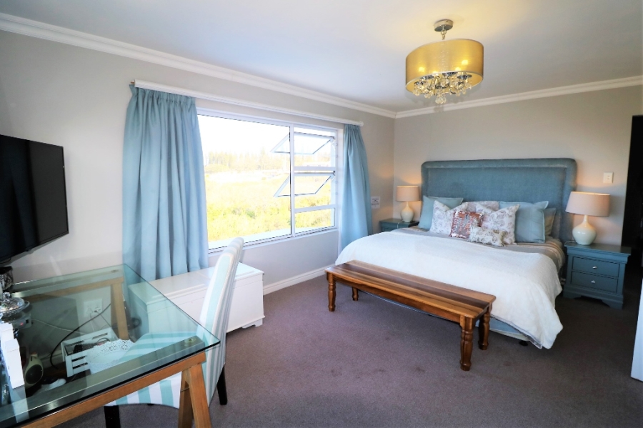 To Let 3 Bedroom Property for Rent in Baysville Eastern Cape